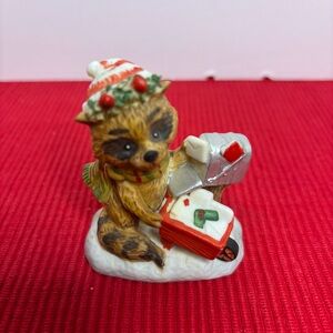 Vintage Suzi’s Zoo Christmas Raccoon at Mailbox. 1977